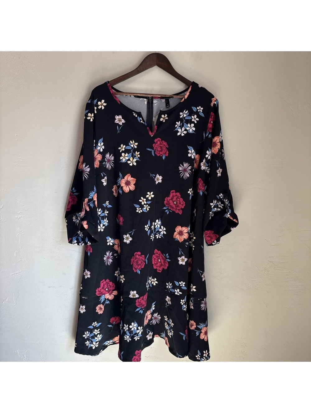 NWT Lane Bryant Floral Shift Dress Womens 24 Black Roll Tab Sleeve Drop Waist